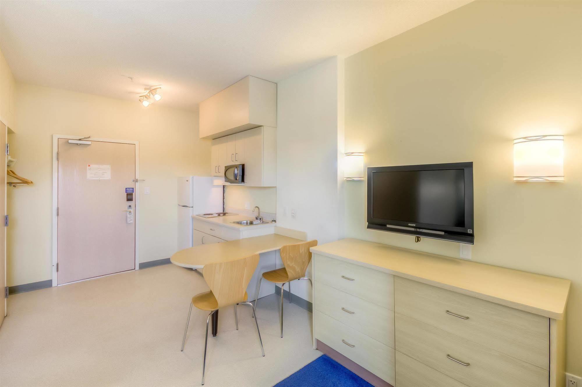 Motel 6-Estevan, Sk Экстерьер фото